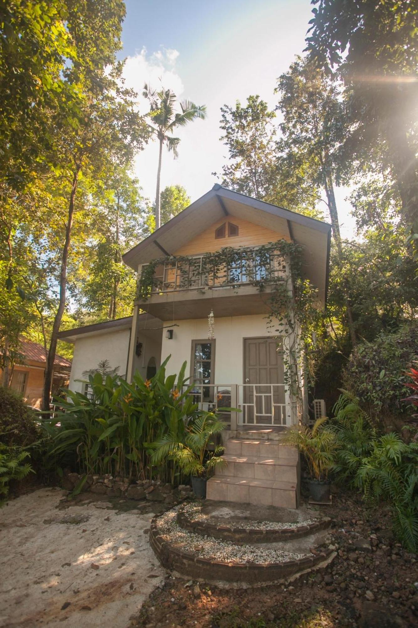 Cozy Huts Ξενοδοχείο Τρατ Δωμάτιο φωτογραφία
