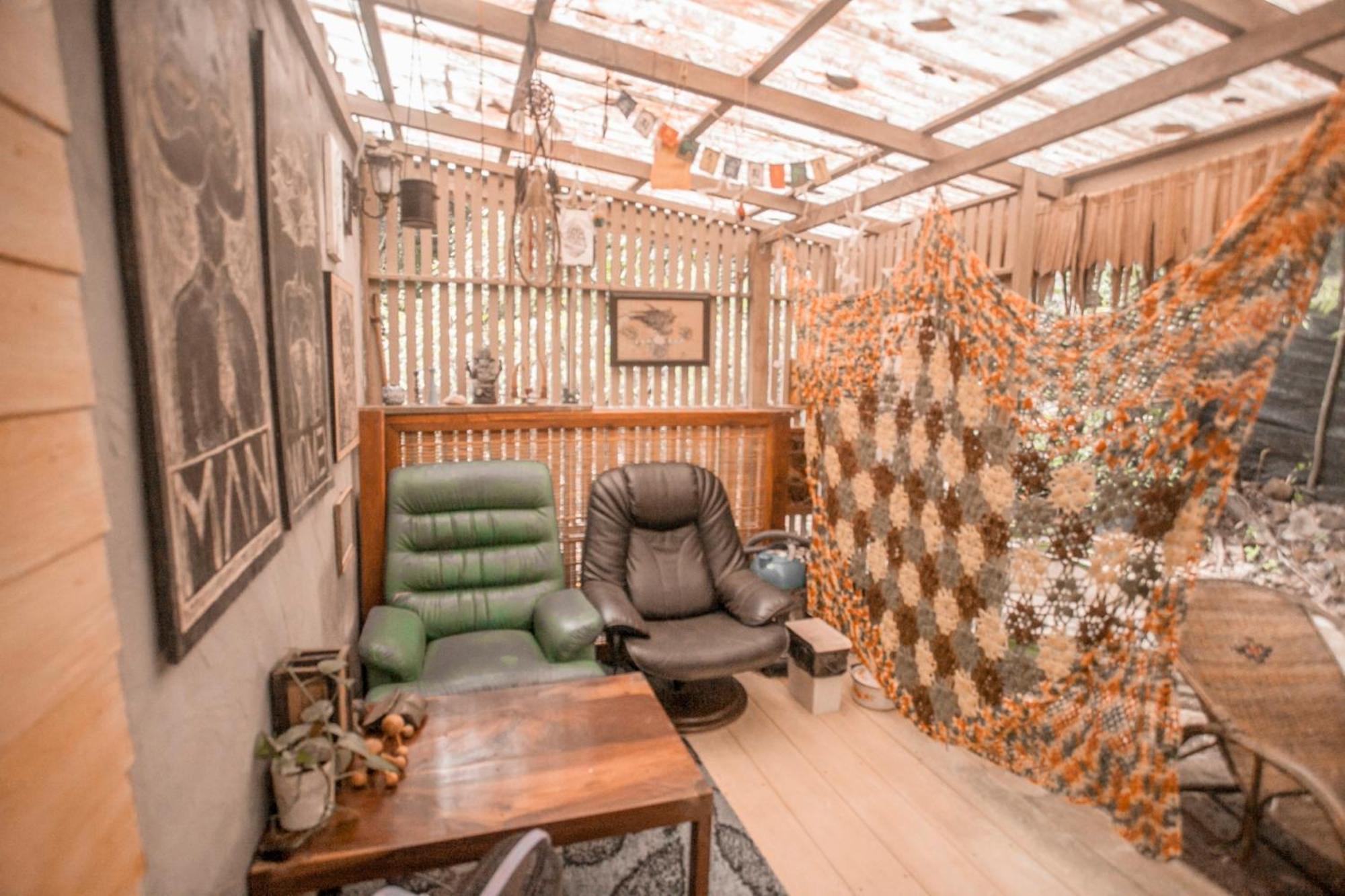 Cozy Huts Ξενοδοχείο Τρατ Δωμάτιο φωτογραφία