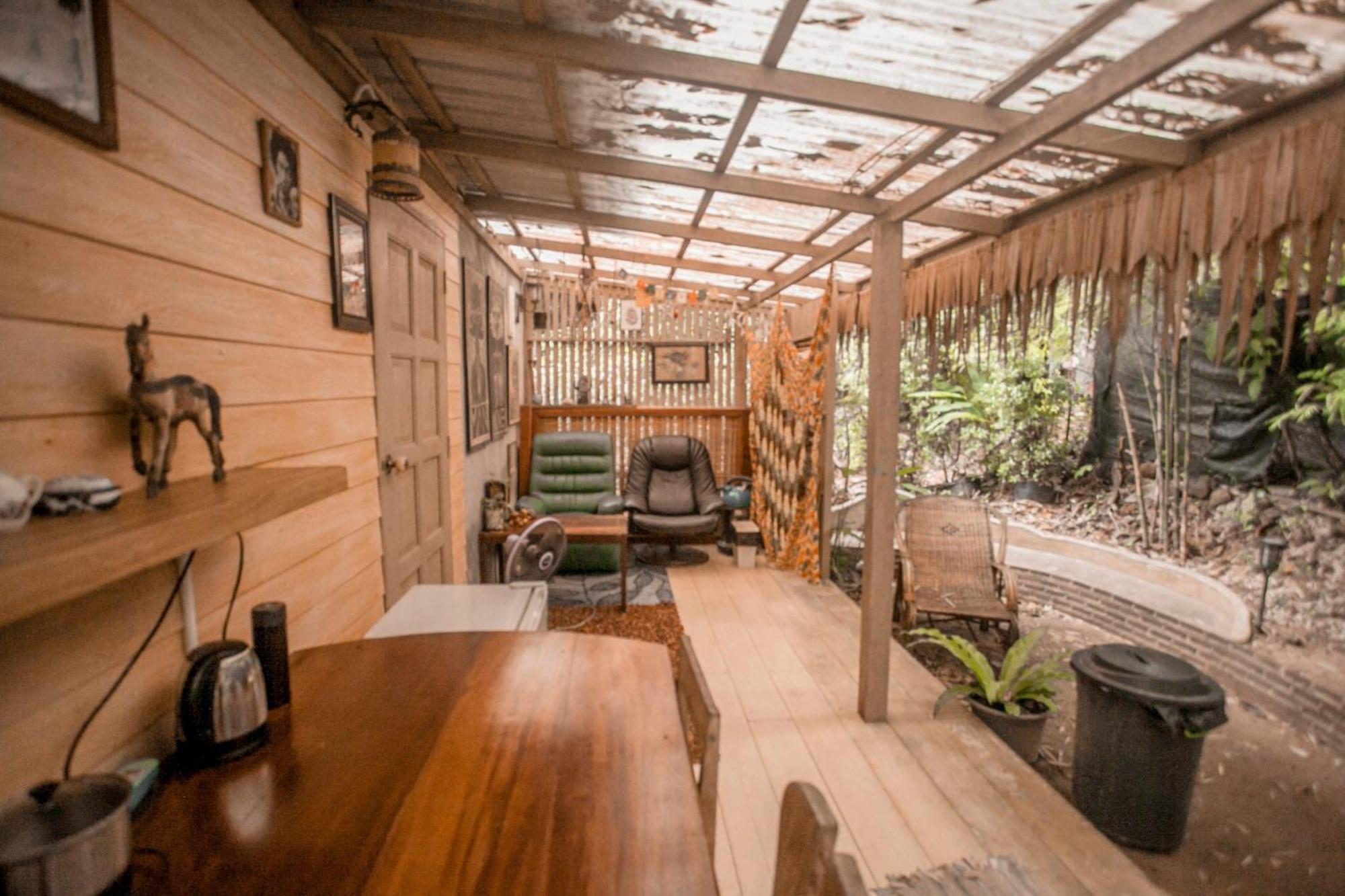 Cozy Huts Ξενοδοχείο Τρατ Δωμάτιο φωτογραφία