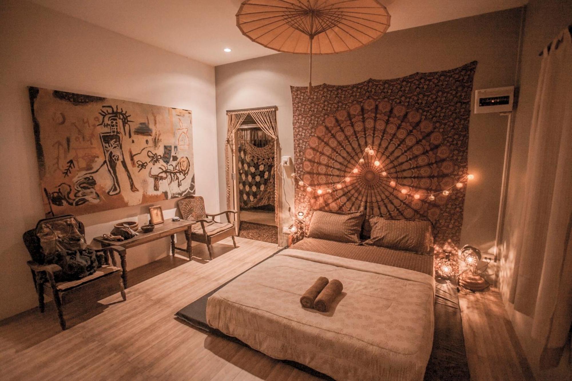 Cozy Huts Ξενοδοχείο Τρατ Δωμάτιο φωτογραφία